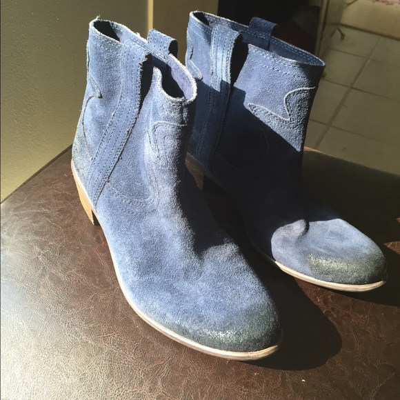 LuckyBrand blue suede booties