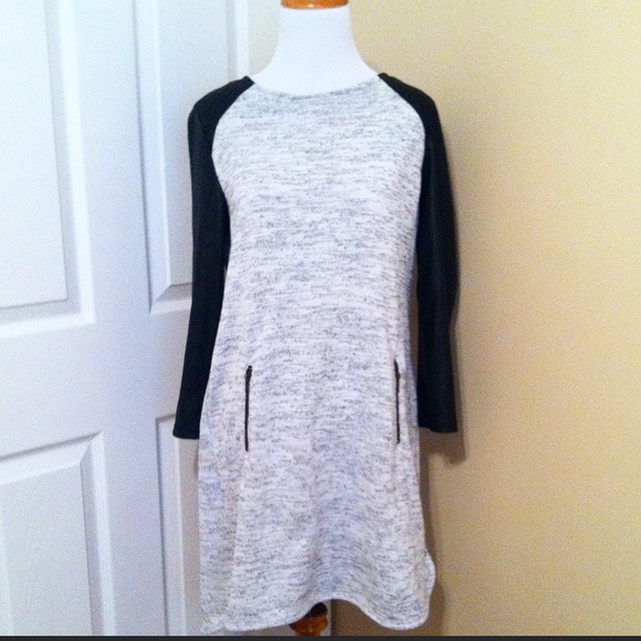 🚫Sold🚫 Vegan Sleeve Swtr Dress - Picture 2 of 4