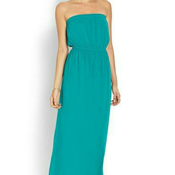 Long sleeveless maxi dress