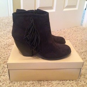 Black fringe Mossimo booties