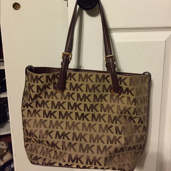 Authentic MK