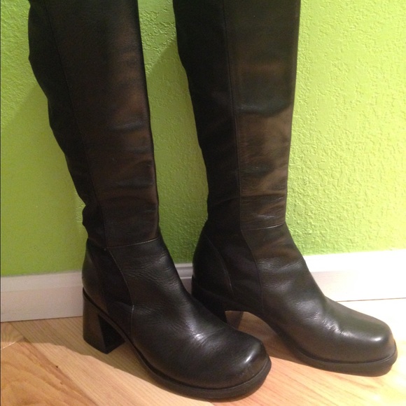 Black Valery Boots - Picture 1 of 3