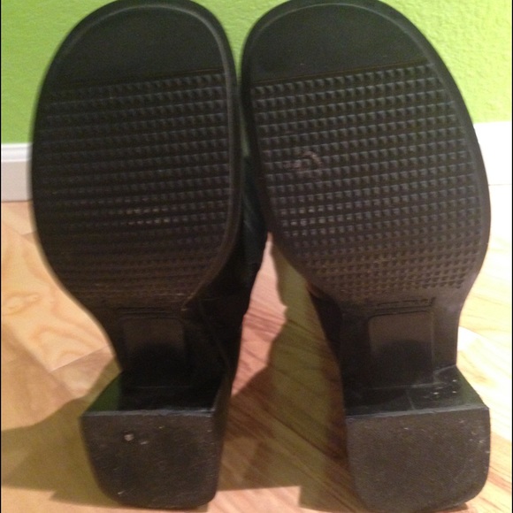 Black Valery Boots - Picture 3 of 3