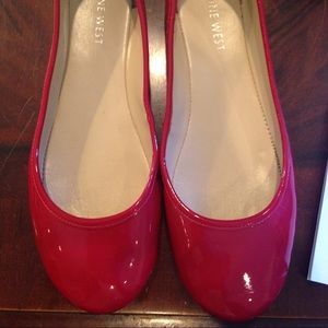 Red Nine West flats