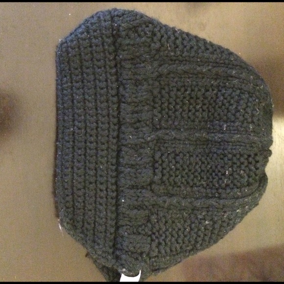 Nike Black Wool Fleece Lined Hat