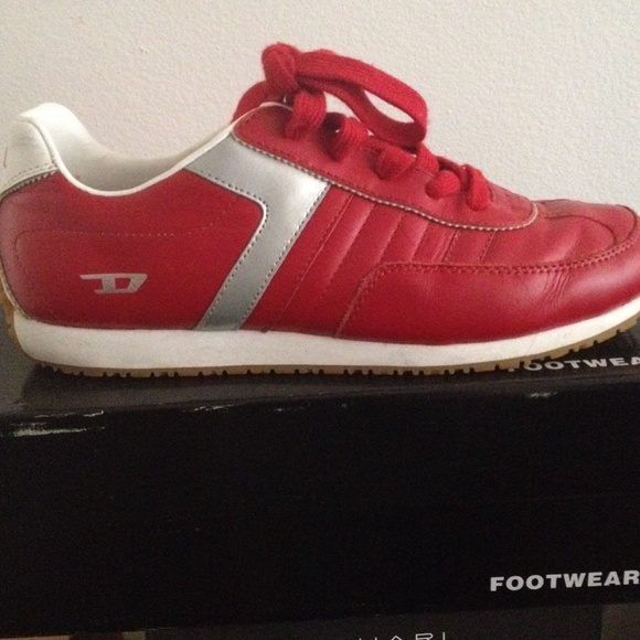 Women's Red Diesel running shoes