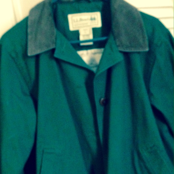 L.L. Bean Adirondack Barn Coat - Picture 2 of 3