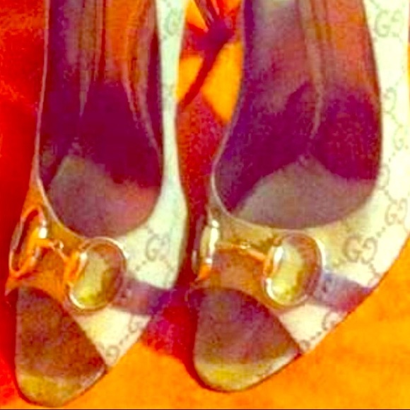 Trade Authentic Gucci Shoes 2 pairs