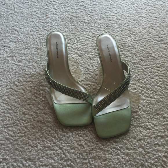 Light green slip in heels size 7.5