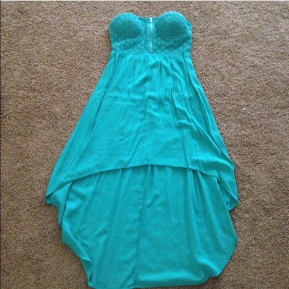 Sweetheart cut crochet lace high low dress zips