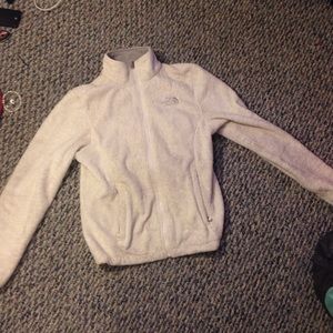 the north face osito jacket!!