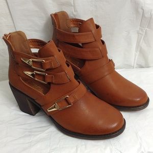 New Price - Never worn block heeled bootie!