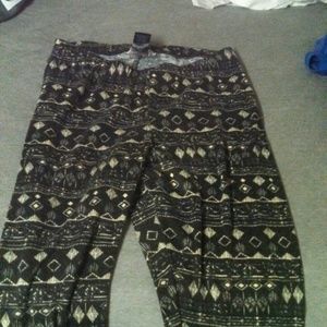 *sold in bundle* NOLLIE Leggings