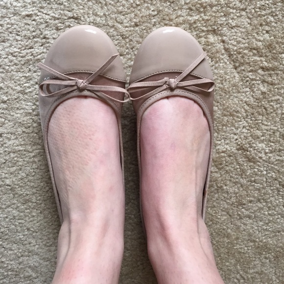Nine & Co nude flats