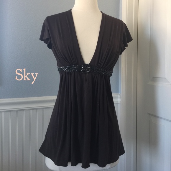 Sky Brown  top with braided buckle