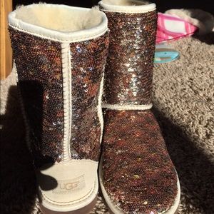 Ugg classic short sparkle boots
