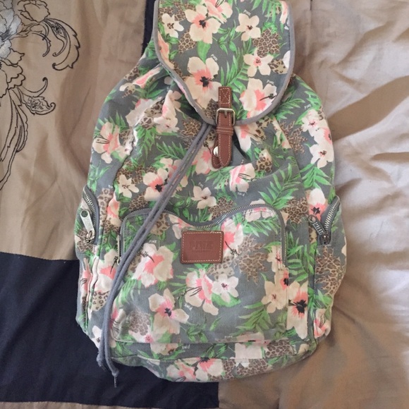 VS backpack