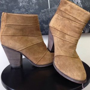 Steve Madden ankle boots