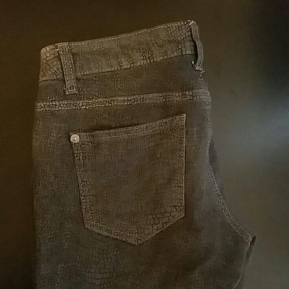 Crocodile print jeans - Picture 4 of 4