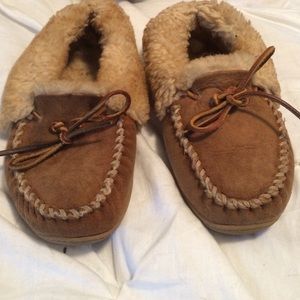 LLBean Slippers Moccasins size 8