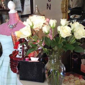 Thank you for all your purchases very graceful .