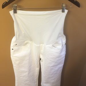 White maternity jeans A Pea in the Pod