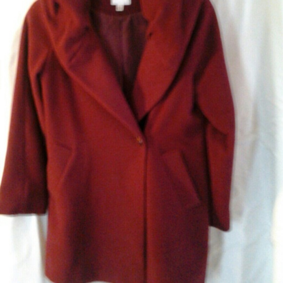 Coat. ๐๐ SOLD - Picture 2 of 7