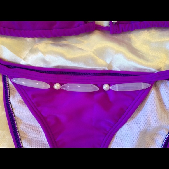 Swimsuit - Picture 3 of 3