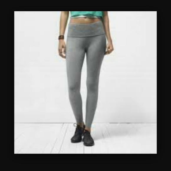 Brand new nike leggings Dark grey