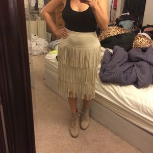 Beige fringe skirt🔥