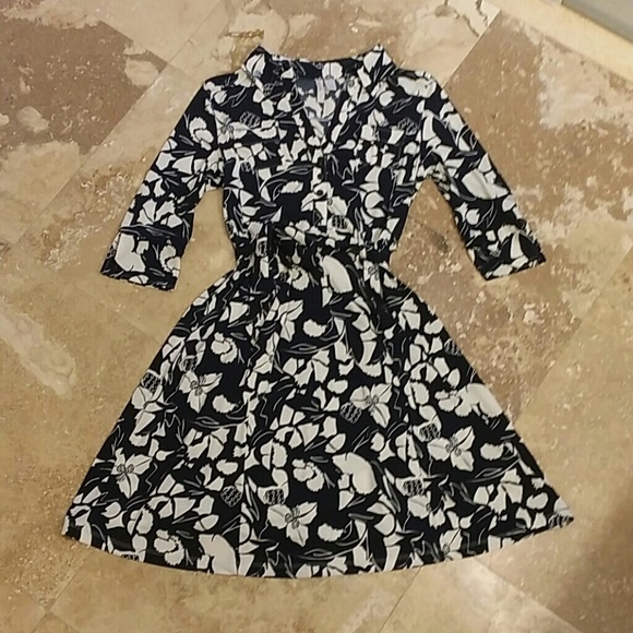 Beautiful Dress!  Navy & White!