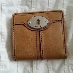SPRING SALE Fossil Marlow  Bifold wallet NWT