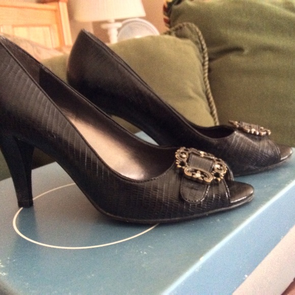 Antonio Melani Shoes