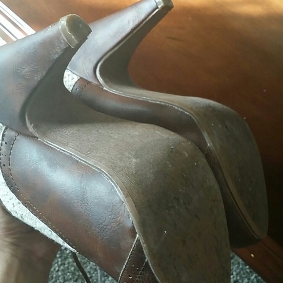 Boots - Picture 2 of 3