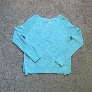 Lightweight sweater. size small.