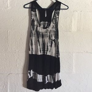 L.O.L Collection Tank