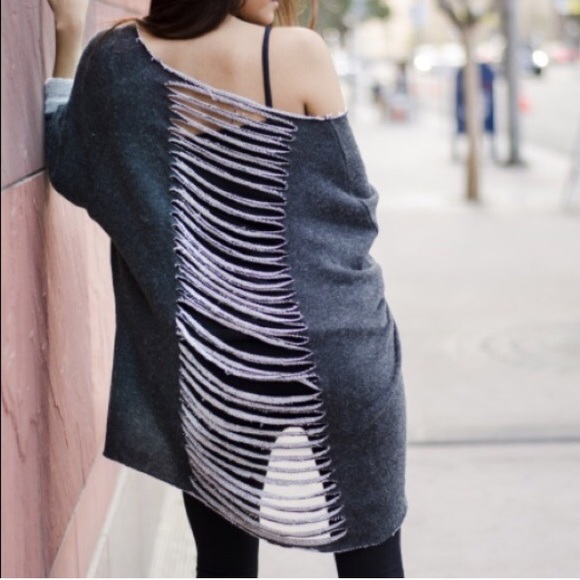Mazzey gray sweater