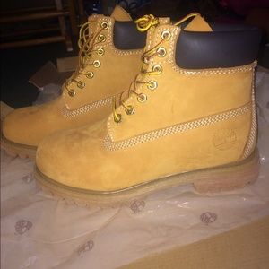 Classic 6" Timberland Boots