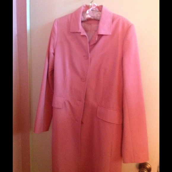 Raincoat for pink lovers!💕