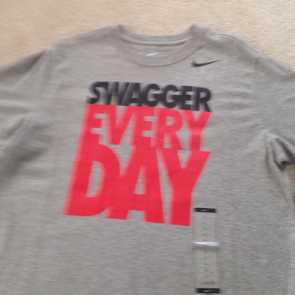 Nike tee shirt