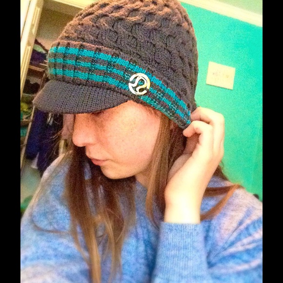Lulu lemon hat!