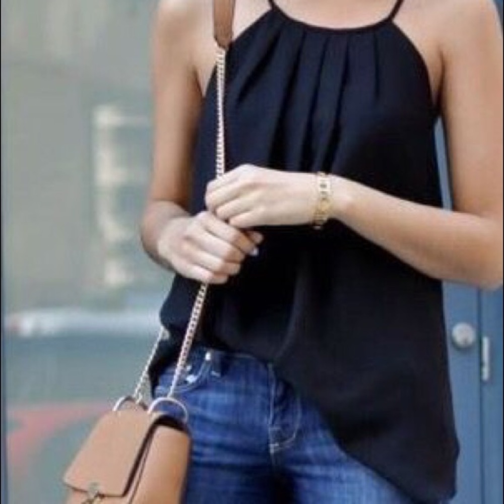 Host pic Zara tunic