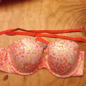 Victoria Secret 36c bra strapless with straps