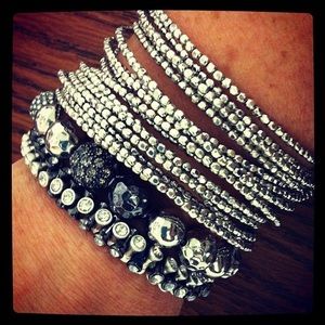 Stella & Dot Bardot Spiral Bangle in silver