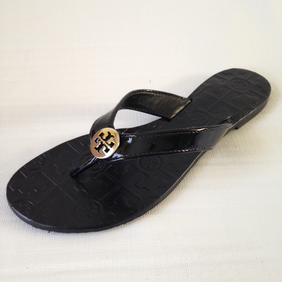 🚫🚫🚫SOLD🚫🚫🚫"Thora"Black patent leather sandal
