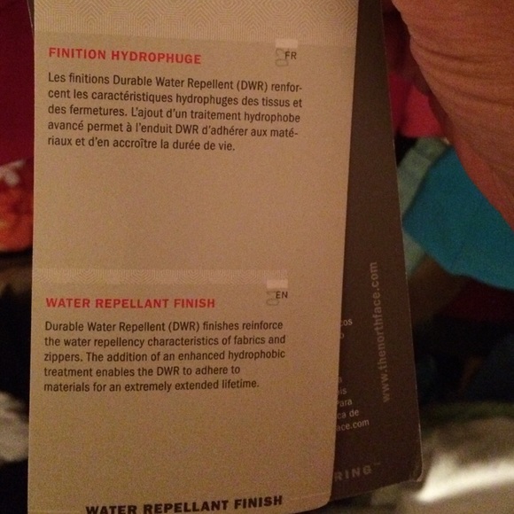 💖⚡️SALE💗The North Face Wind 💨Breaker NWT - Picture 3 of 4