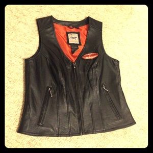 NWOT Harley-Davidson leather vest *authentic*