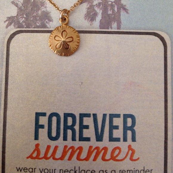 Sand Dollar necklace by * dogeared * gold - Picture 2 of 3