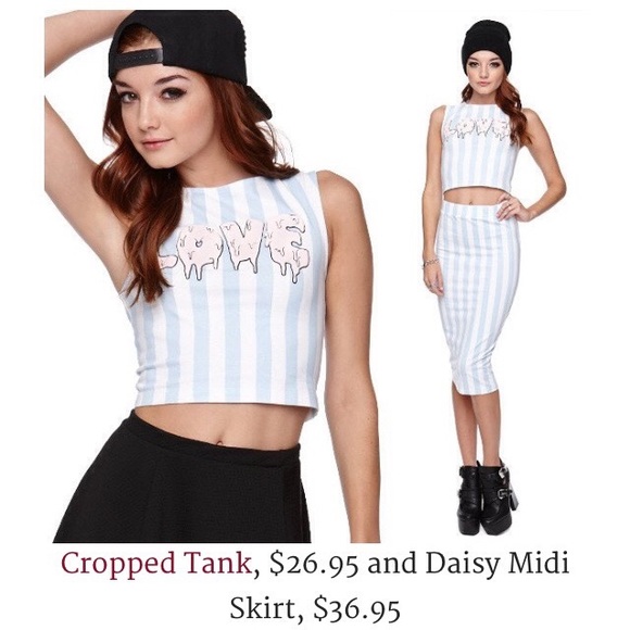Kendall & Kylie Crop Love Top and Daisy Midi Skirt
