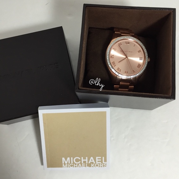 MICHAEL KORS ROSE GOLD GLITZ WATCH - Picture 2 of 4